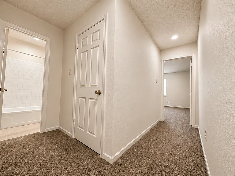 5987 Tullis Dr — Photo 8