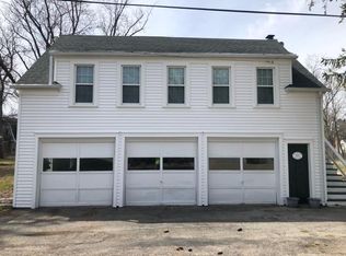 3811 Apple Ln, Oshkosh, WI 54902