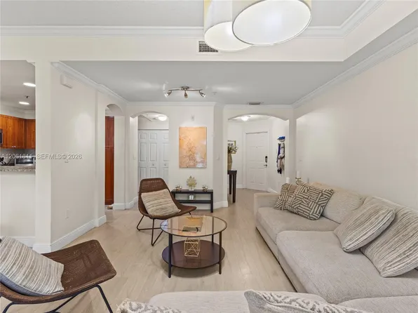 10885 NW 89th Ter Unit 217, Doral, FL 33178