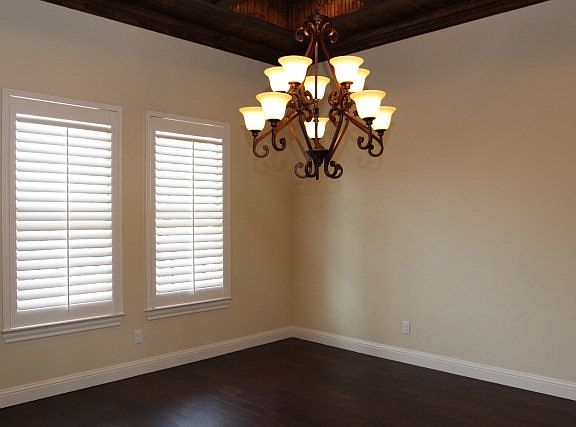 3rd image of 6207 Dunbarton Oaks Blvd