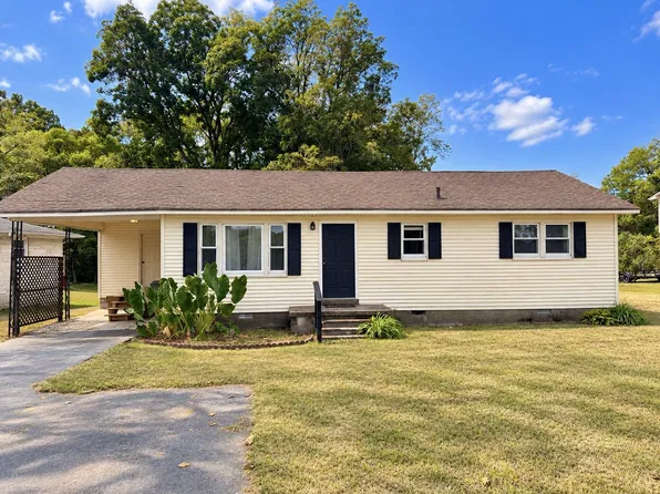 2125 W Gaines St, Lawrenceburg, TN 38464