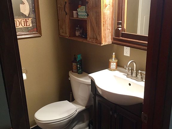 3rd image of 2711 Riverview Dr