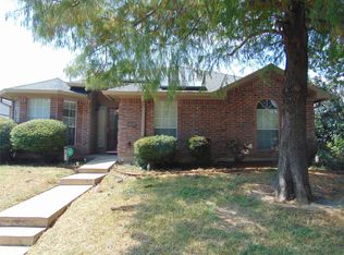 1425 Sunnymeadow Rd, Lancaster, TX 75134