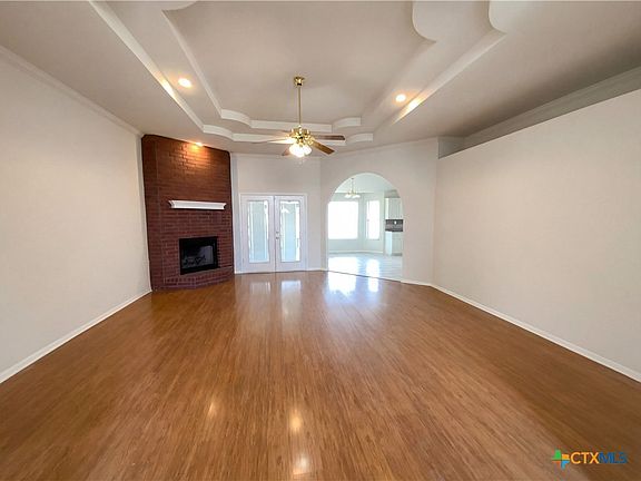 3rd image of 4307 Esta Lee Ave