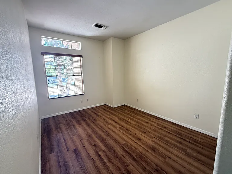 844 N Granite St — Photo 11