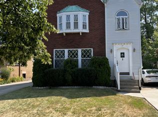 97 Delaware Rd, Buffalo, NY 14217