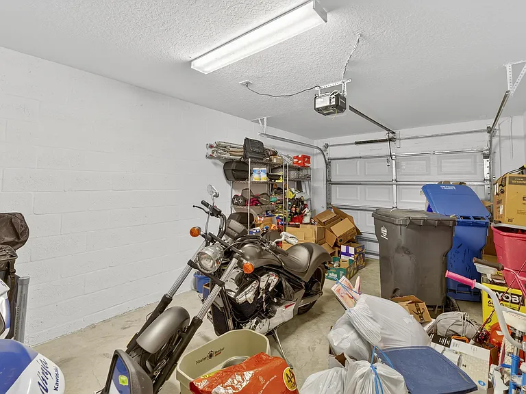 824 Royal Empress Dr — Photo 57