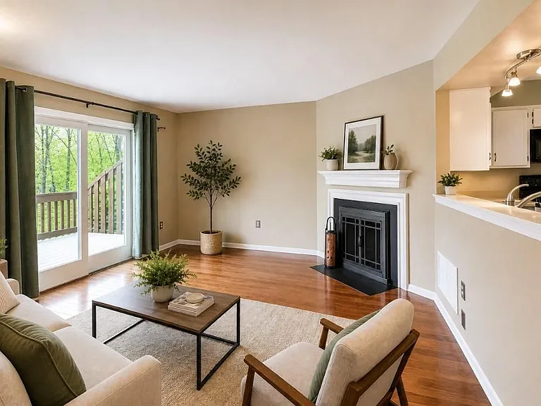 605 Shropshire Dr — Photo 1