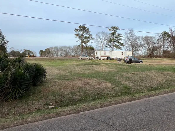 265 Aldora St, Barnesville, GA 30204