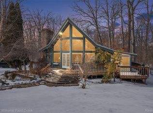 7358 Porter Rd, Grand Blanc, MI 48439