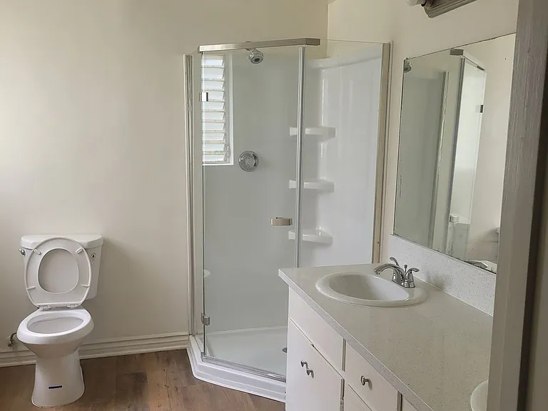 100 - Kimberly Apartments — Photo 27