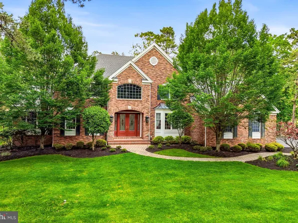 58 Bortons Rd, Marlton, NJ 08053
