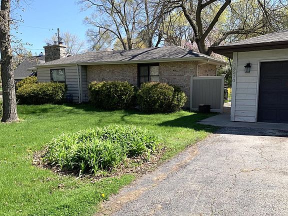 4th image of 25570 W Oakland Dr