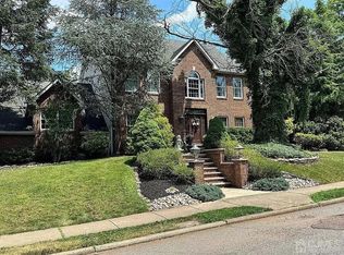 74 Robins Pl, Metuchen, NJ 08840
