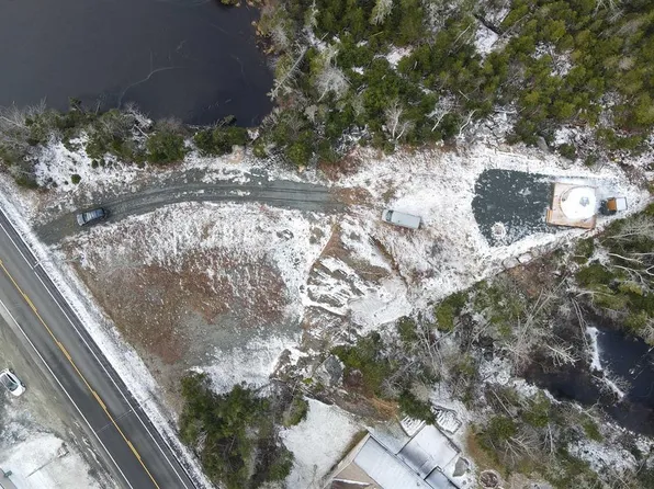 8463 Highway 7, Musquodoboit Harbour, NS B0J 2L0