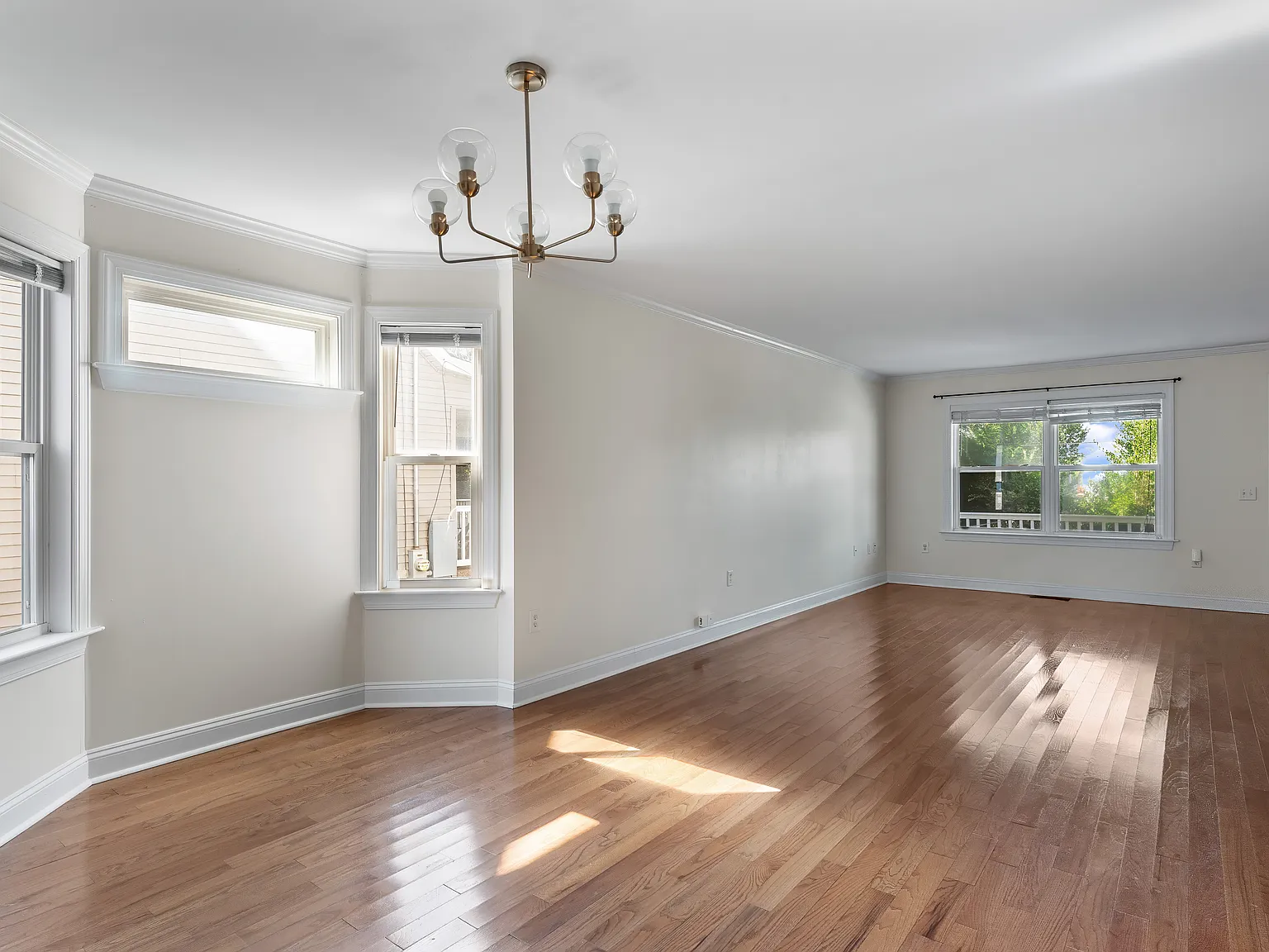 3 bed, 2.5 bath, 1804 sqft, $2,700 — Photo 4