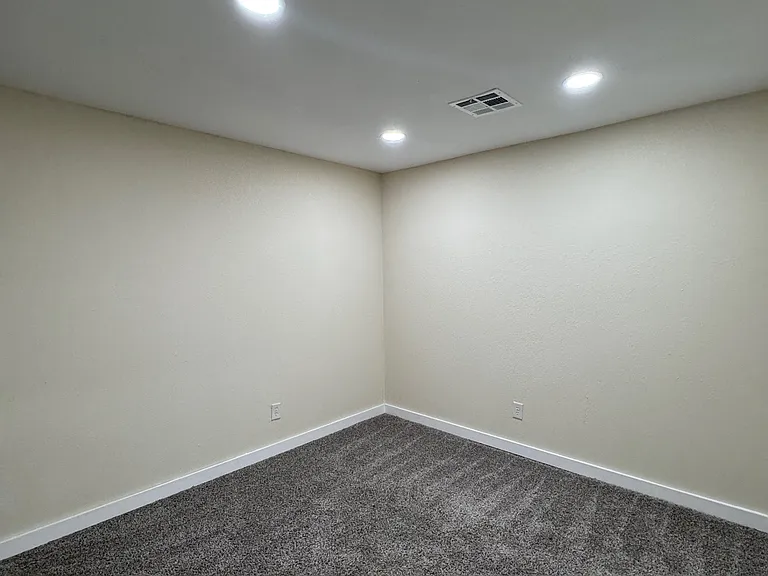 202 W Highland St #1 — Photo 5
