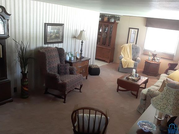 3rd image of 5204 Lockwood St