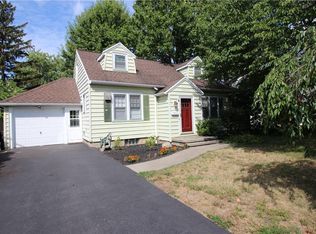 79 Ridgewood Dr, Rochester, NY 14622