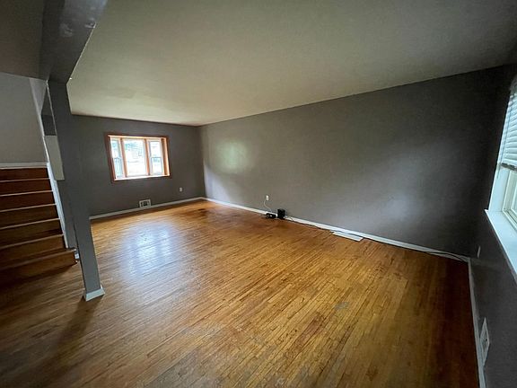 4th image of 9106A Wyoming St