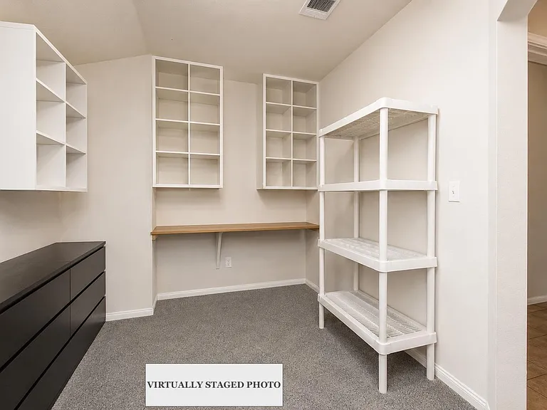4193 Fairmeadow Dr — Photo 13