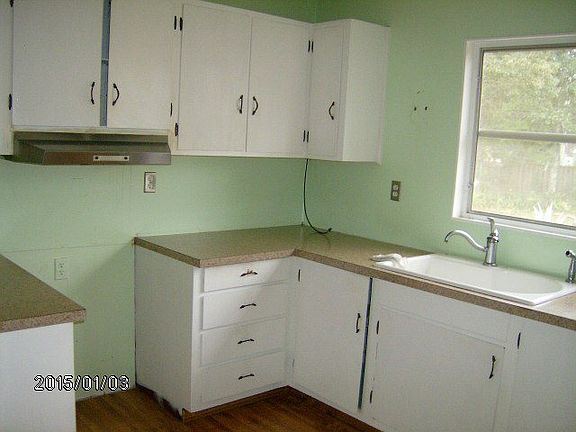 5th image of 312 Connecticut Ave