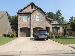 1077 Merion Dr, Calera, AL 35040