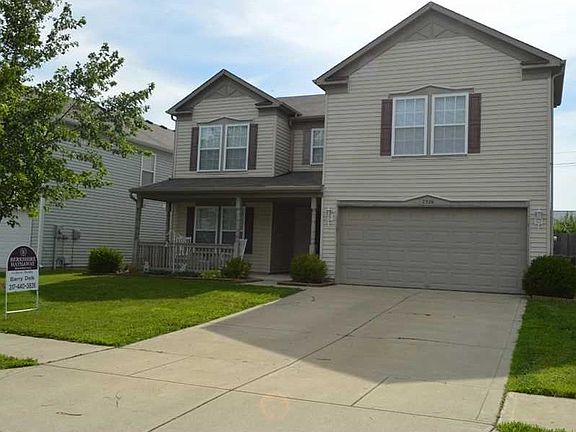 Exterior Front. Nice curb appeal and sidewalks for walking. Community has pool, club house, parks an