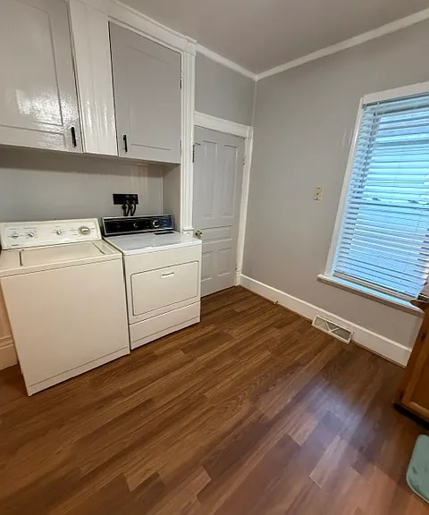 621 Fremont Ave NW — Photo 11