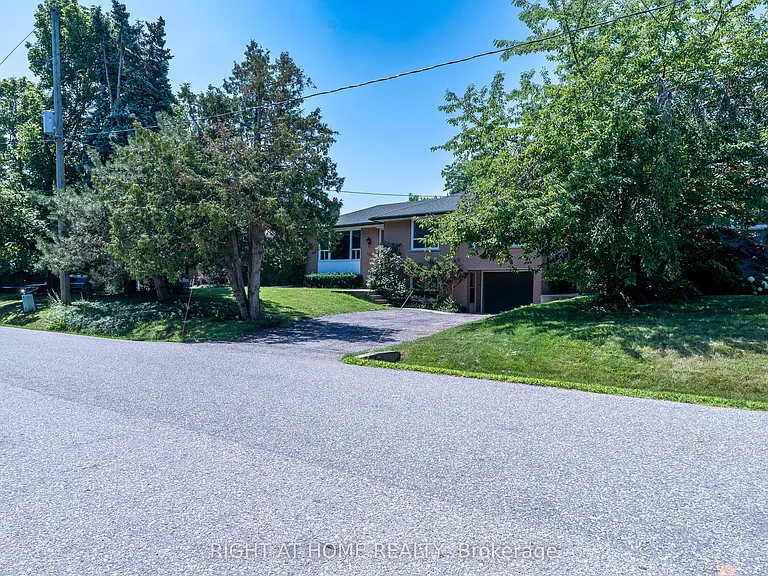 426 Seaton Dr — Photo 20