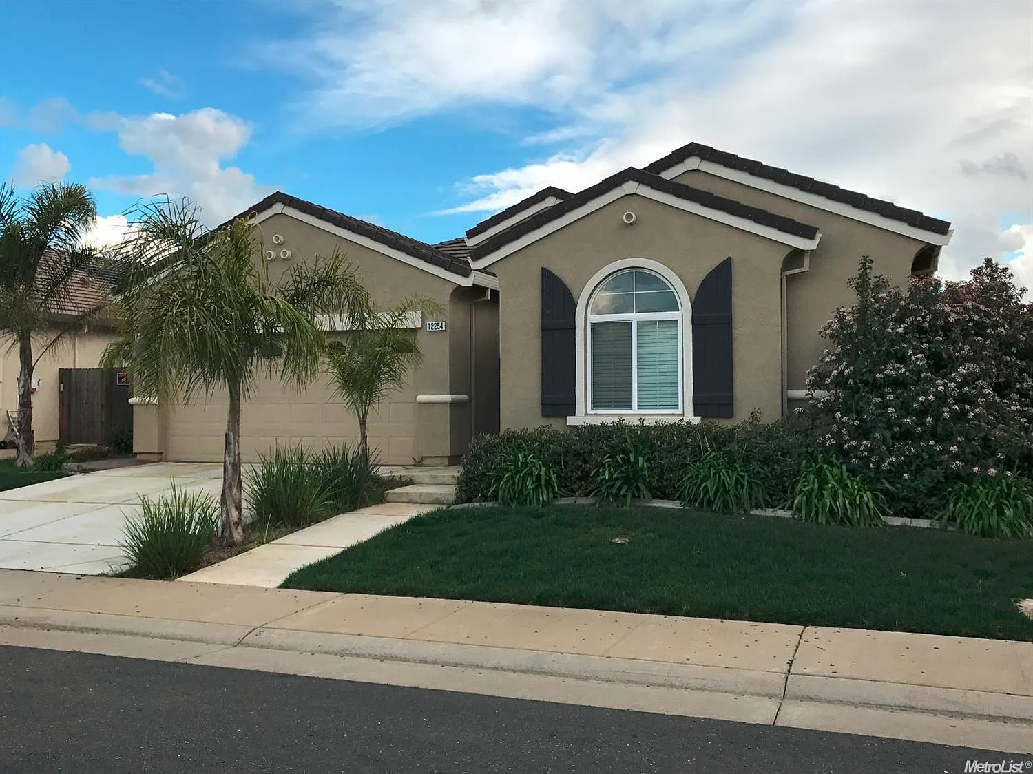 12254 Cedar Bog Way photo 1