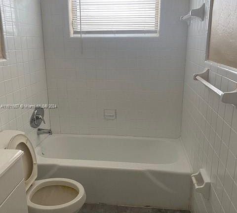 4th image of 2830 NW 15th Ct
