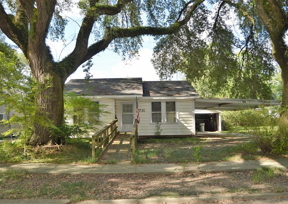 1st image of 1711 Rose St