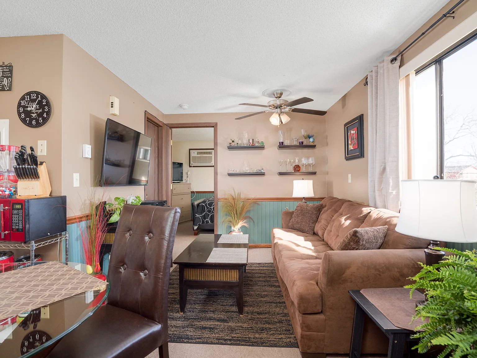 1 bed, 425 sqft, $800 — Photo 1