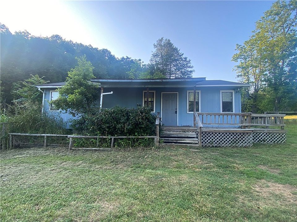 1st image of 375 215th Hwy