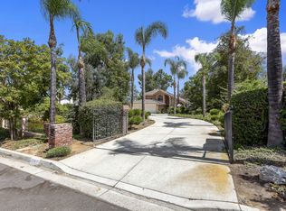 2041 Country Hills Ln, Riverside, CA 92503