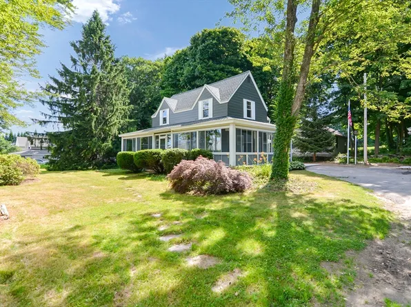 41 Wilderwood Ave, Lunenburg, MA 01462