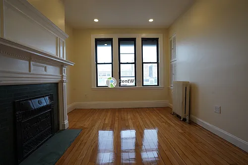 1212 Commonwealth Ave #1 Photo 1