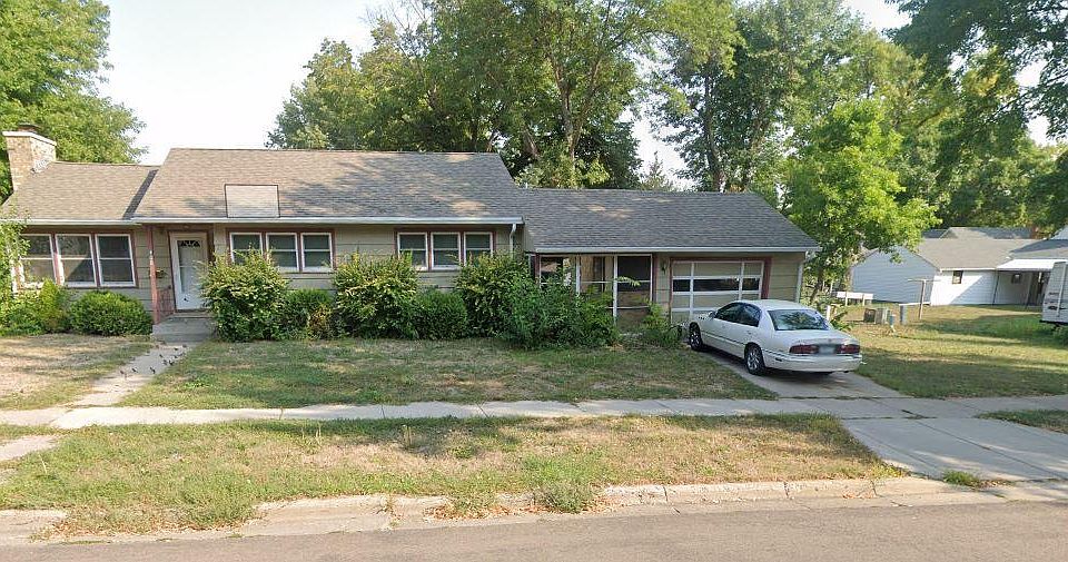 1st image of 408 Southview Dr