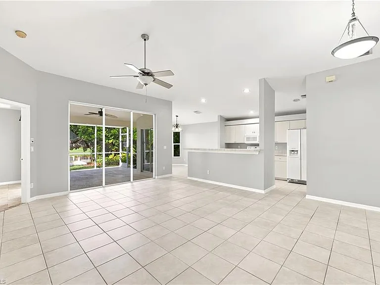 25925 Pebblecreek Dr — Photo 15