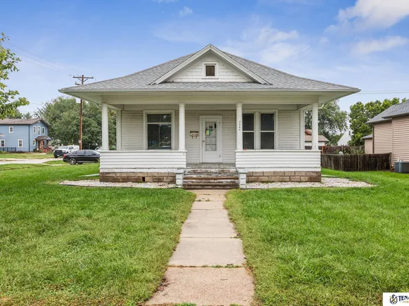 2064 Washington St, Blair, NE 68008