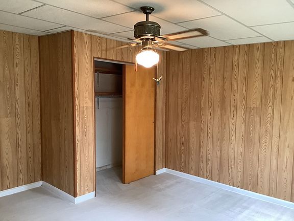 4th image of 614 E Water St