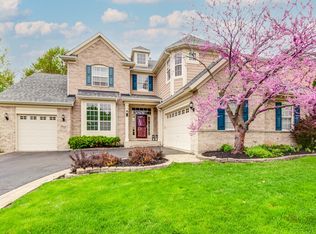 146 Colonial Dr, Vernon Hills, IL 60061
