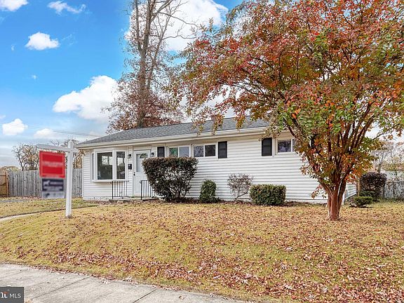 2nd image of 103 Buckingham Dr