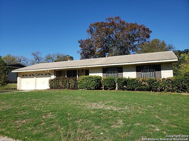 1st image of 723 Marquis Ln