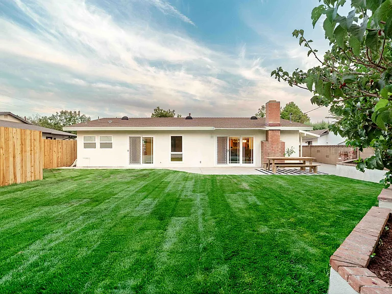 2253 Gorman St — Photo 15