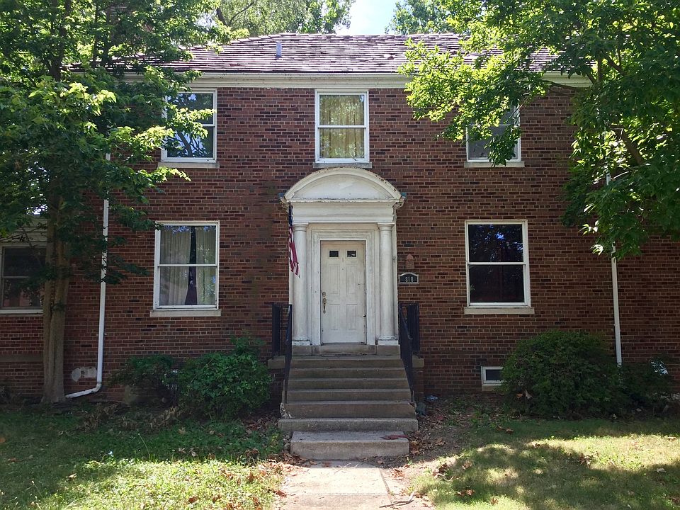 2nd image of 818 Arends Blvd #818
