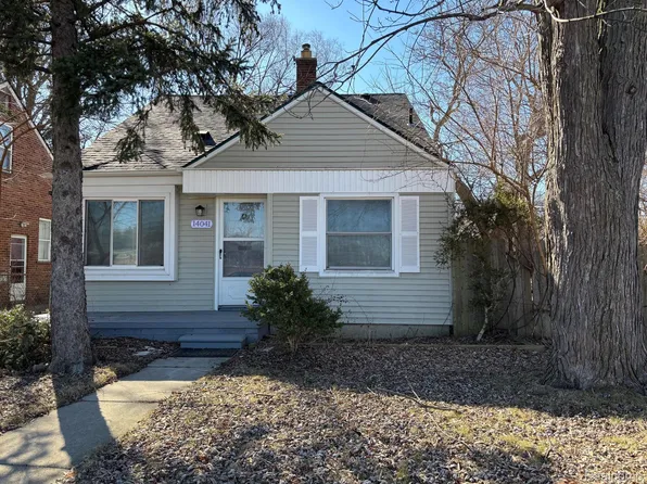 14041 W Ten Mile Rd, Oak Park, MI 48237