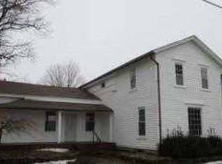 5633 Phillips Rice Rd, Cortland, OH 44410