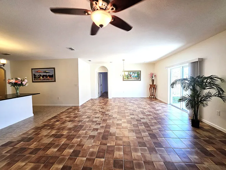 1440 Lexington Sq SW — Photo 16